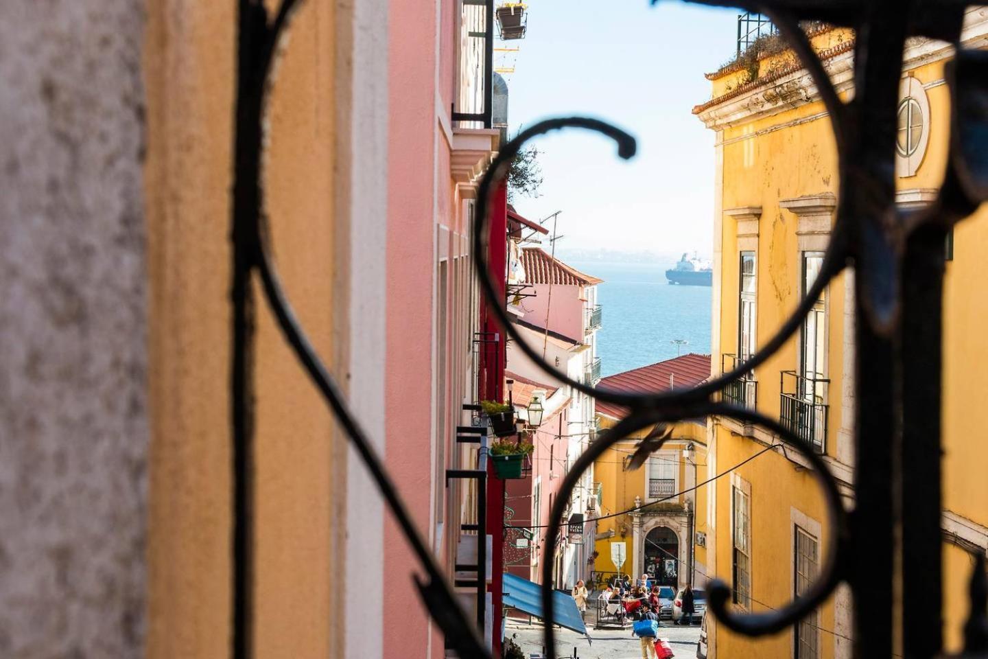 Guestready - Amazing Alfama Family Apt Near National Pantheon! Lisboa Kültér fotó