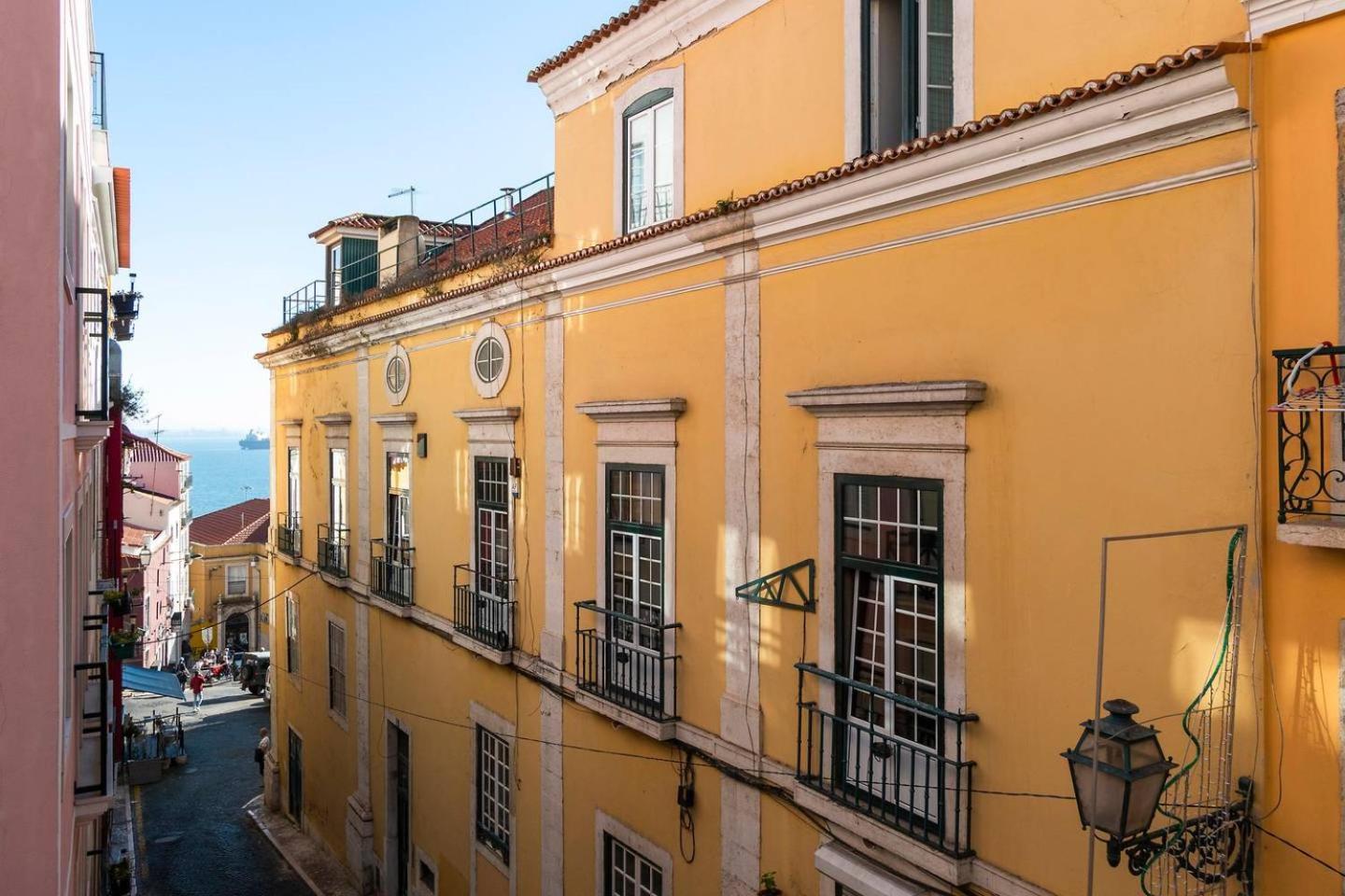 Guestready - Amazing Alfama Family Apt Near National Pantheon! Lisboa Kültér fotó
